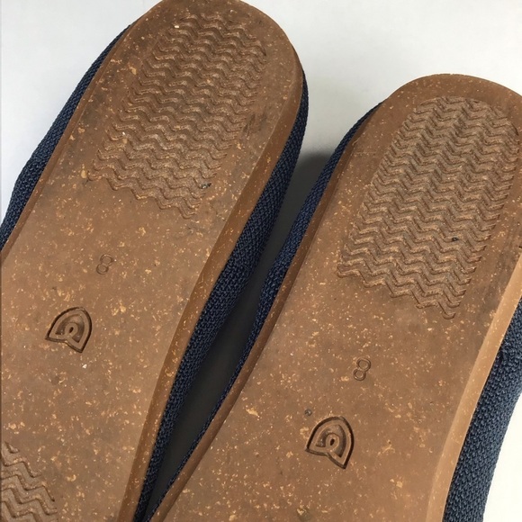 Rothy's The Flat in Navy Size 8. - Picture 9 of 10